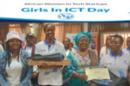 Article : La journée internationale de la jeune fille dans le secteur des TIC a mis en avant les talents de codeuses de nombreuses jeunes filles au Cameroun- Africanwits