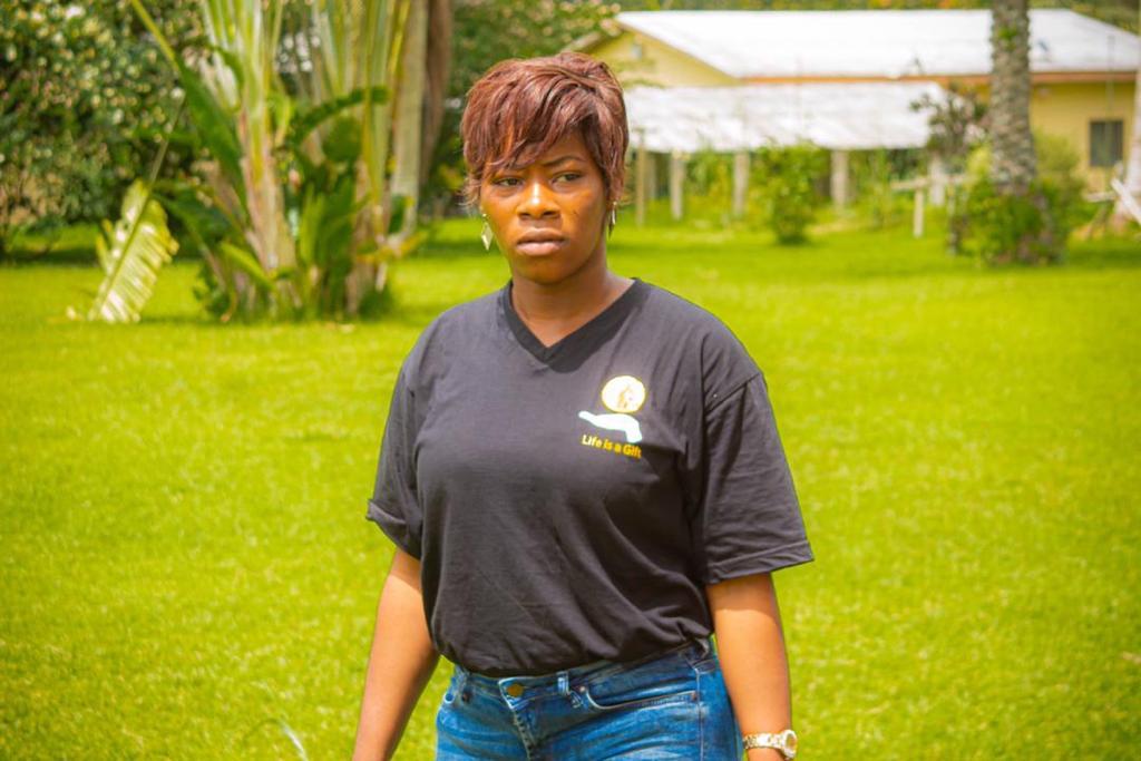 Cécile Bakadal: L'écrivaine engagée dans la lutte contre la drépanocytose 