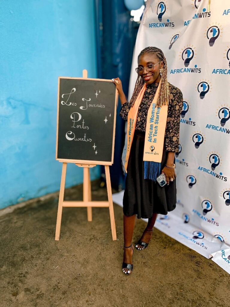 Fiel EBENGUE, la Directrice adjointe à la communication et relations publiques d’AfricanWits