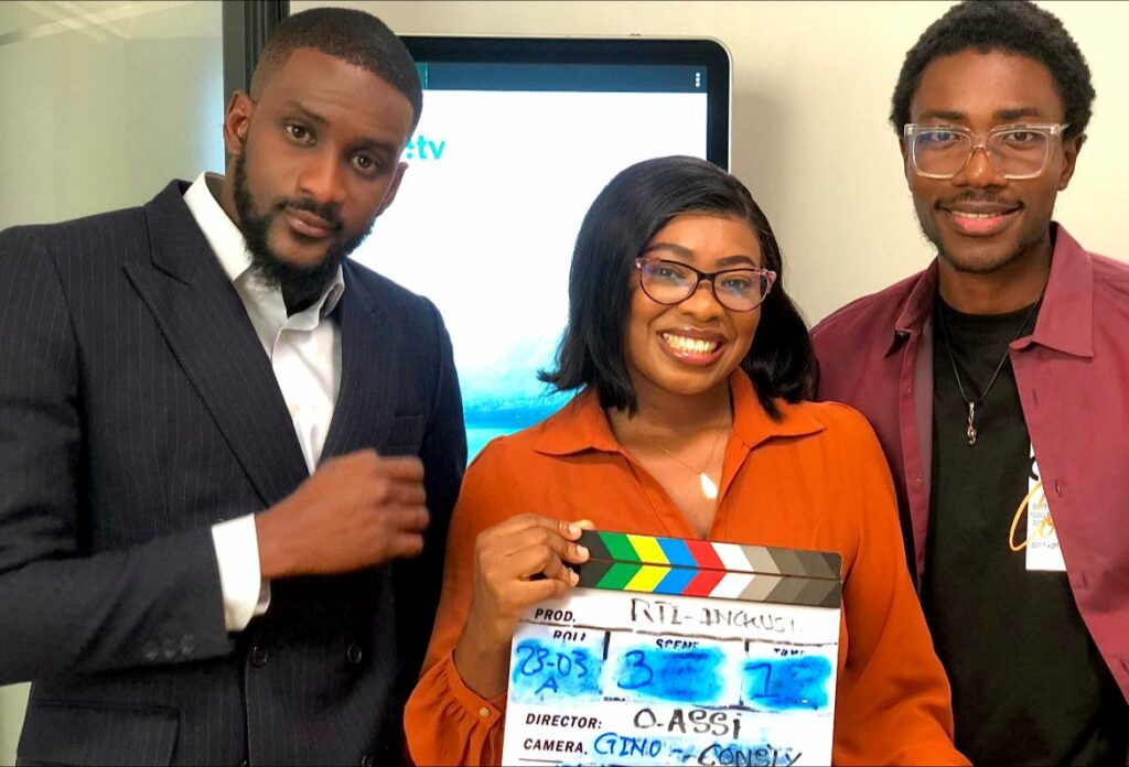 Axel-Trésor, Necy N'dri et Ced Mbella sur le plateau de la maison de production Incrust' située à Abidjan. Crédit : Incrust'