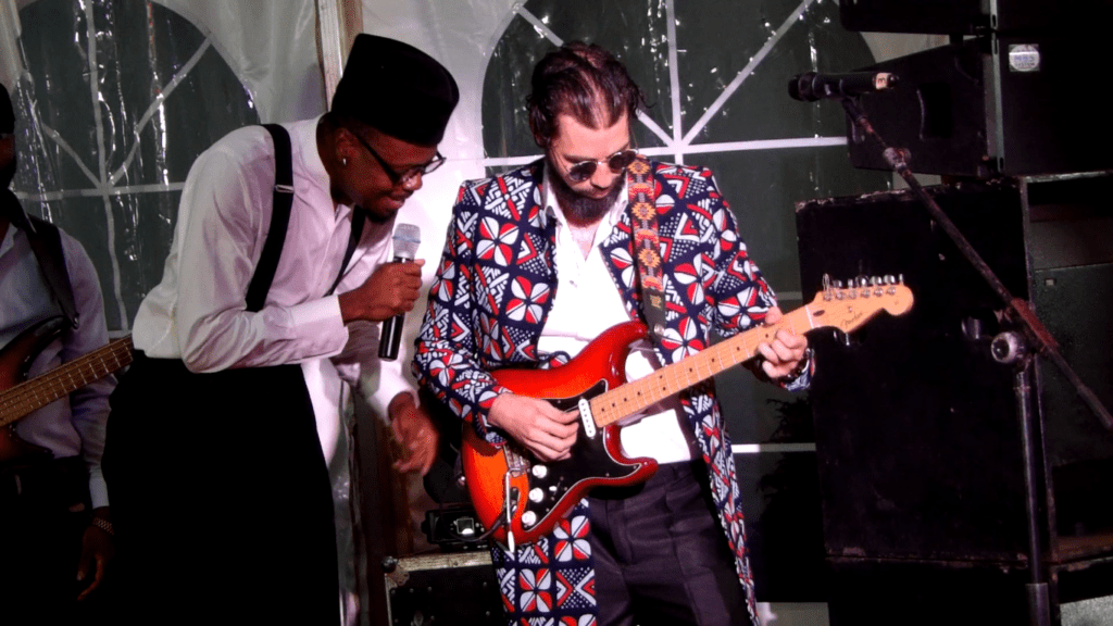 La cérémonie s’est poursuivie par un concert live du groupe X-Maleya