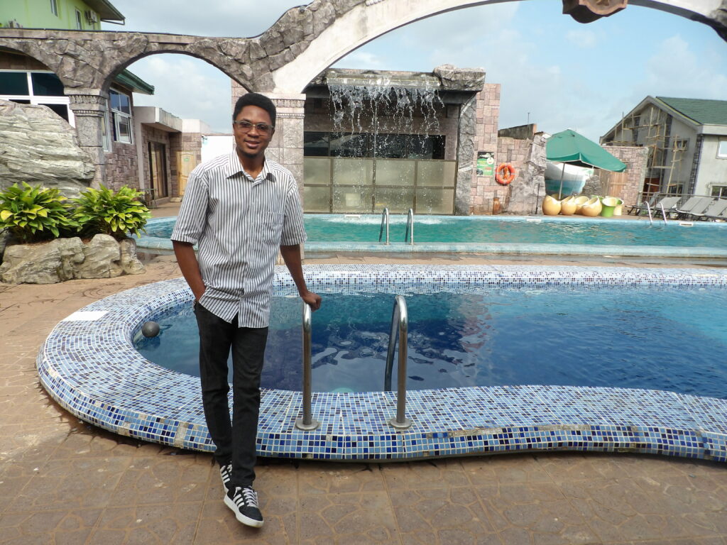 Kloran Sardou, pr&eacute;sident de l&rsquo;association S.O.S Sant&eacute; Mentale et Bien-&Ecirc;tre. Cr&eacute;dit : Sidoine FEUGUI