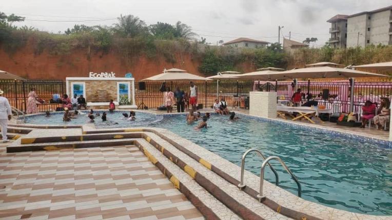La piscine, symbole du nouveau Ecopark